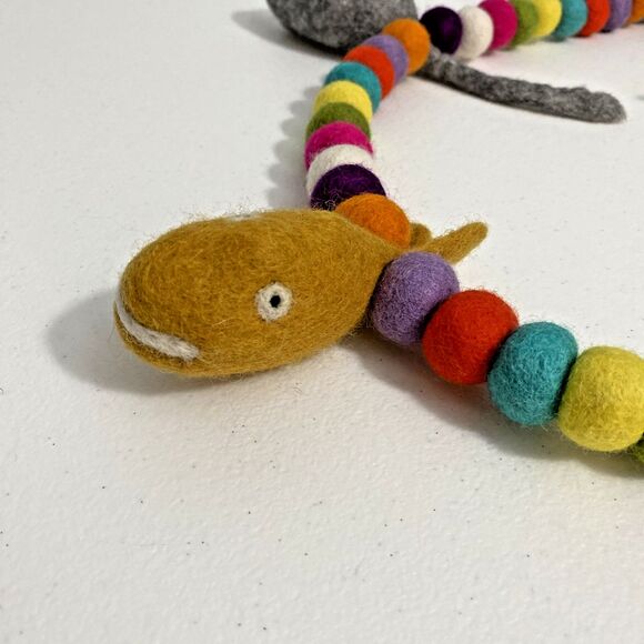 Trader Joe’s Here, Kitty Kitty Cat Toy Handcrafted Felted Balls Fish Mouse 36” - Picture 4 of 5